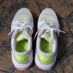 nike air max women's sneakers 8.5.  euc